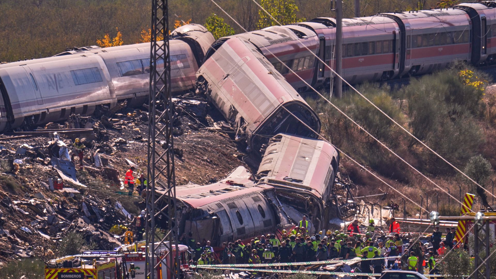 'Inexplicable' order probed as cause of train crash that killed at least 68: Official
       — Garden City Community news