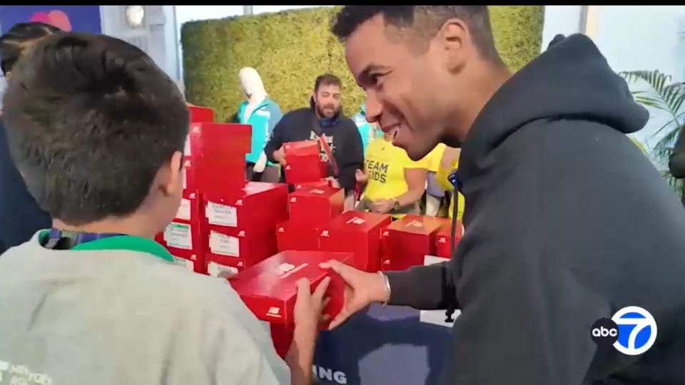 NYRR gift 400 pairs of shoes to NYC students ahead of TCS NYC Marathon
       — WABC-TV Eyewitness News (ABC7 NY)